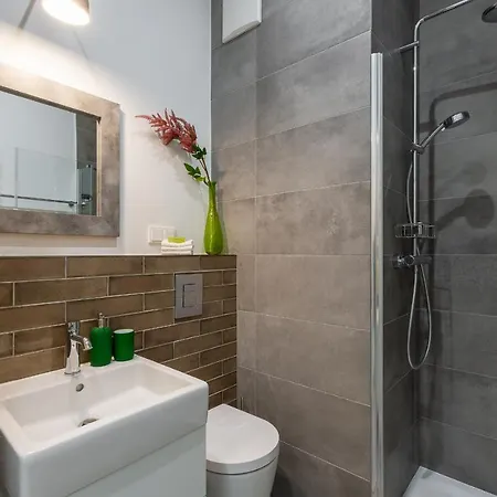 Ksiezycowy - Mlyn Maria - Art * Vratislav